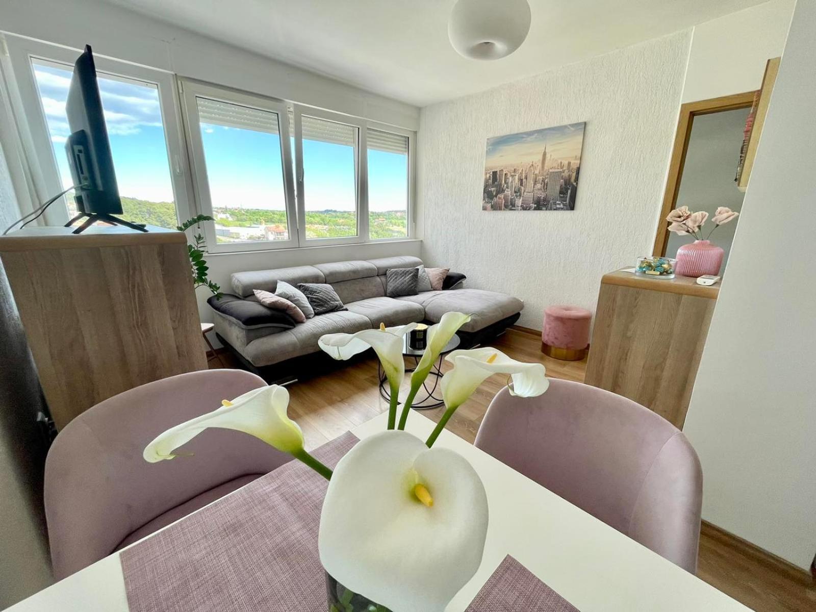 Masha With Free Parking Apartment Pula